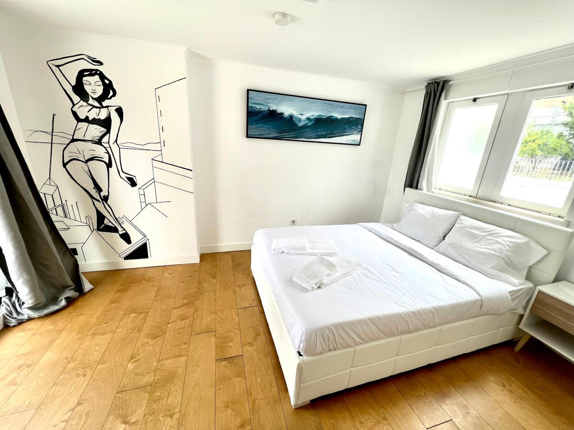 Oeiras Beach Private Room 9 - Double Bedroom With Shared Bathroom & Terrace Exterior foto